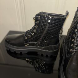 Boots Size 9 1/2