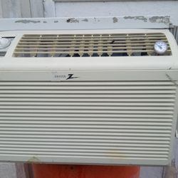 5000 BTU Window AC Works Perfect Cash Only Pick Up Only 