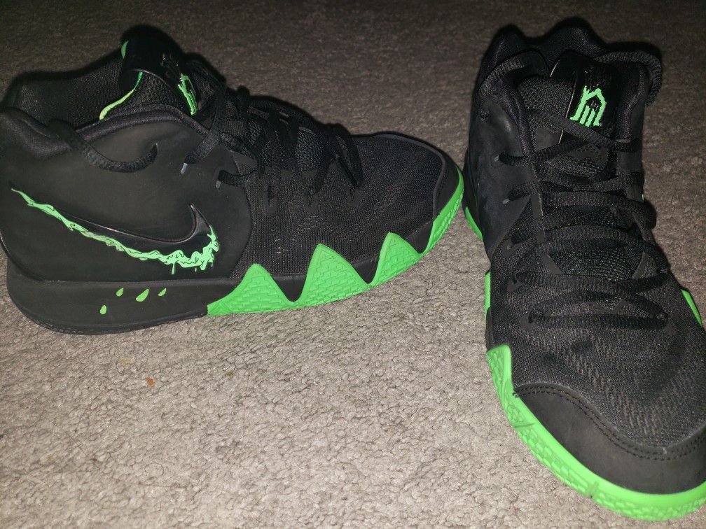 Kyrie 4 halloween youth hot sale