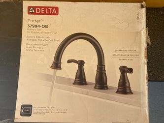 Delta Roman Tub Hardware Set 