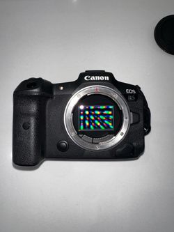 Canon R5 (RF Adapter + Batteries)