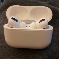 Air Pod Pros Used 2 Times 