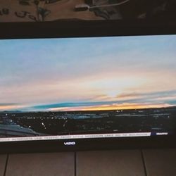 VIZIO TV 42 INCH