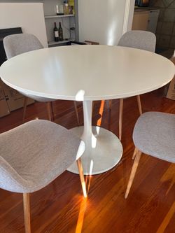 Ikea Docksta Tulip Dining Table