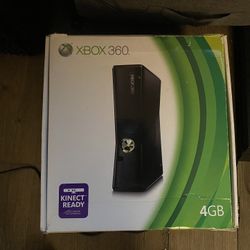 Xbox 360 S console 