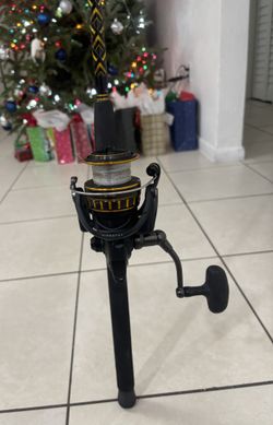 🐠 Preowned Daiwa BG4000 Reel & Preowned BackHook LMR 7FT 10-20Lb Rod 🔥 