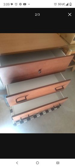 3-Drawer Multi-purpose  Dresser/chest