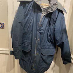 LL Bean Mens Size Large Tall Thinsulate and Gore-Tex Parka with Hood