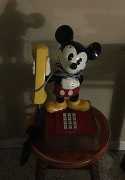 Mickey Mouse telephone