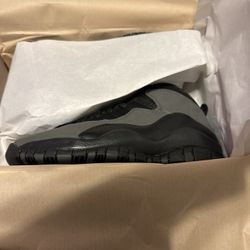 DS Shadow 10 (Size 8)