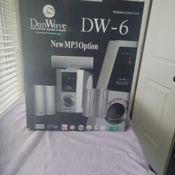 DanWave Powered Home Theater System