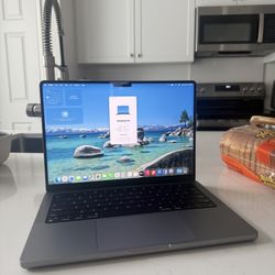 MacBook Pro 2022 14” Space Gray M1 Pro Chip