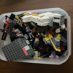 LEGO 4 lbs Pounds Bulk Lot With Mini Figures 