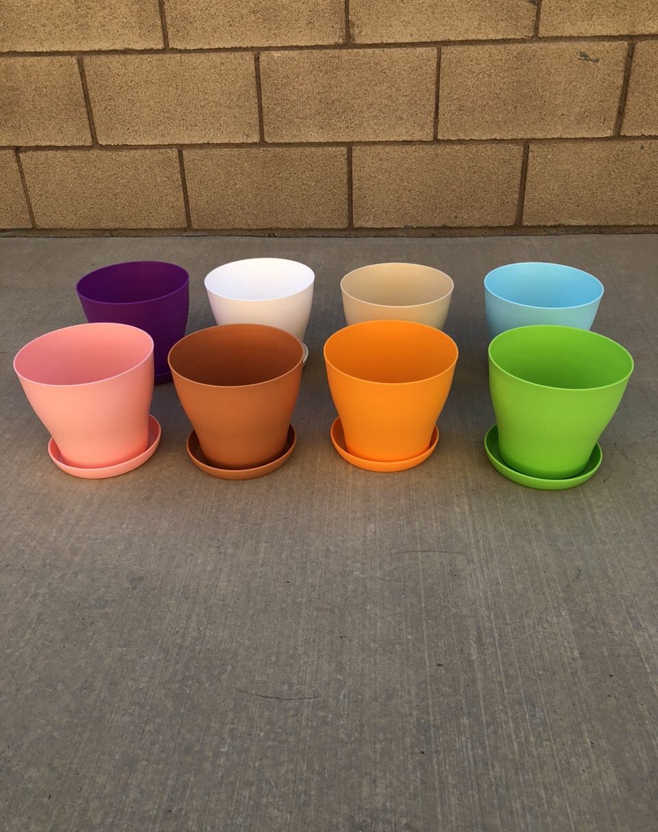 8 Pcs 7" Plastic Plants Nursery Pots