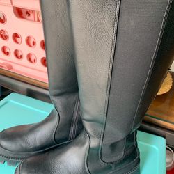 Women’s boots 8.5