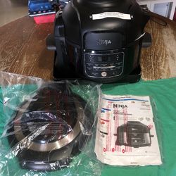 5qt Ninja 10 in 1 pressure cooker and air fryer.