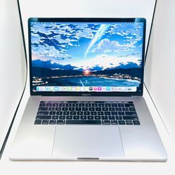 Apple MacBook Pro 15” 2018 Core i9 16GB 500GB Radeon pro 560X 4GB VRAM