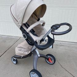 Stokke Xplory stroller 