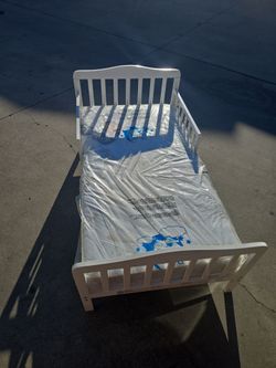 White Toddler Bed with Mattress