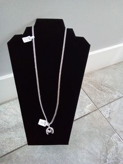 Cadena de plata