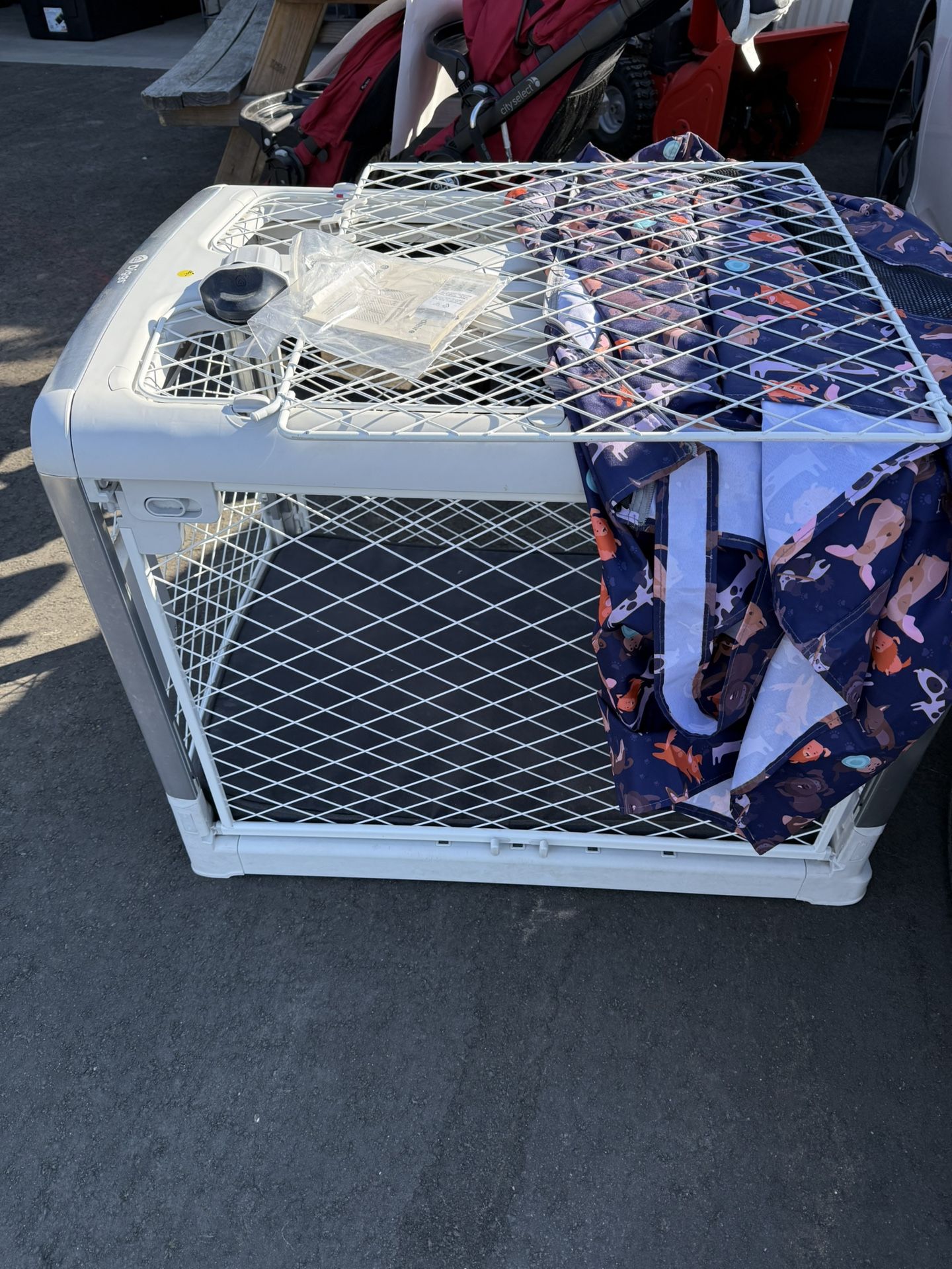 Diggs Revol Dog Crate