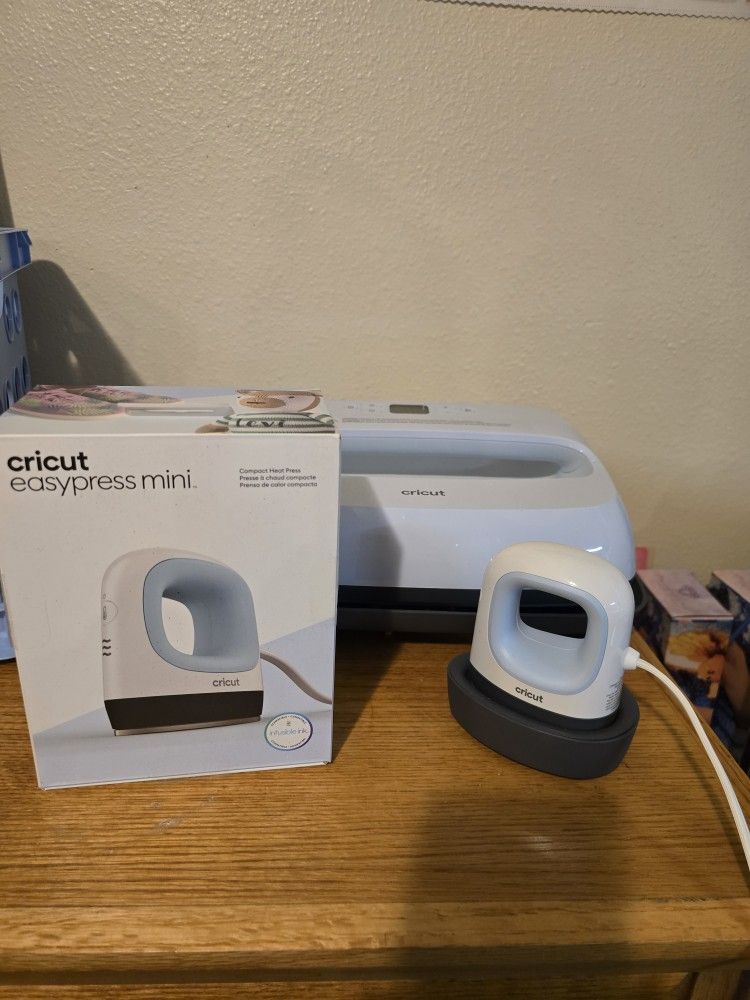 Cricut Heat Press 3 & Mini Press