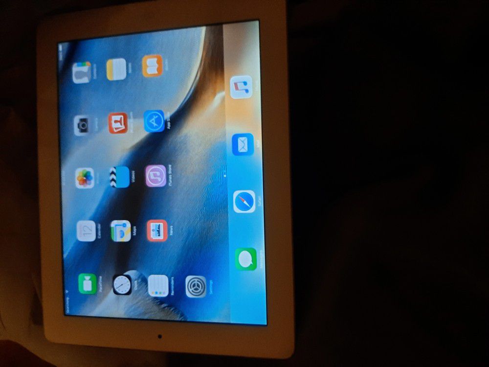 $60 iPad 2 with Cellular, 64gb, Wi-Fi, iPad 2