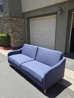 Merrick Lane Mid Century Modern Split-Back Sofa Futon with 3 Recline Positions In Elegant Navy Faux Linen Upholstery