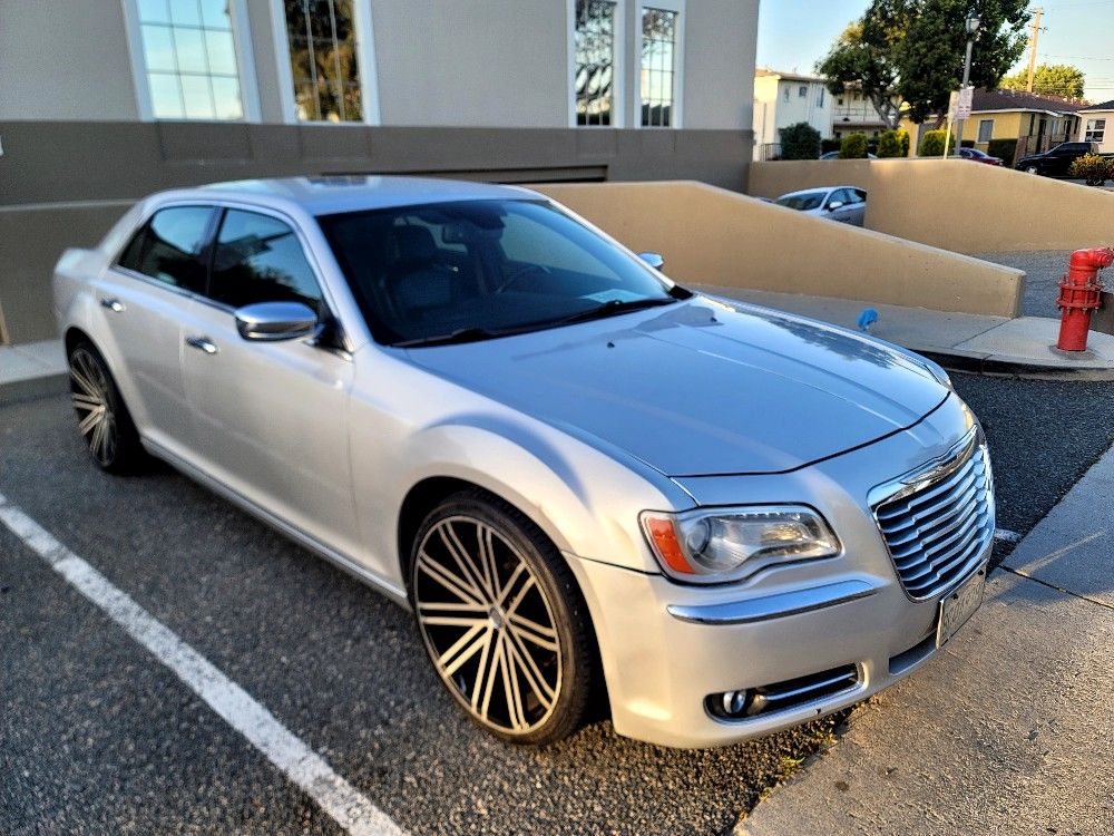 2012 Chrysler 300