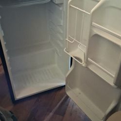 Mini Fridge W/ Freezer