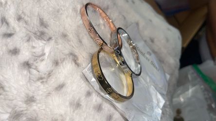 Baby Cartier bracelet