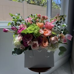 🌸 Luxury Floral Arrangement 🌸