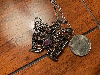 NEW NECKLACE /BROOCH PIN