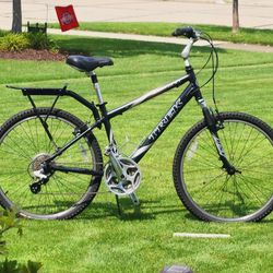 TREK NAVIGATOR 200 - SPORT COMFORT BIKE - MEDIUM FRAME - TUNED - READY TO GO