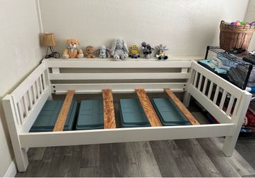 Twin bed wood frame
