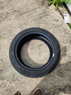 245/45R18 Goodyear Assurance Tire - 5mm Tread Depth / Llanta Goodyear 245/45R18

Description