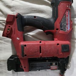 18 Degree Brad Nailer! Milwaukee Works Amazing!