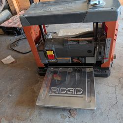 Rigid 13" planer