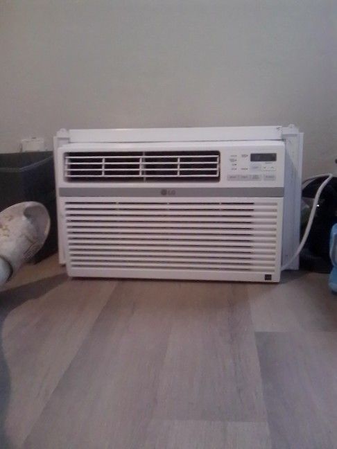 Lg R32 Window Air Conditioner 6.2 Amp 115 Volts