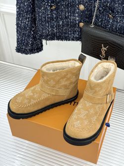 New LV women's shoes – all sizes available