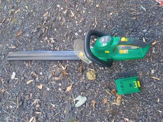Weedeater Hedge Trimmer 20v