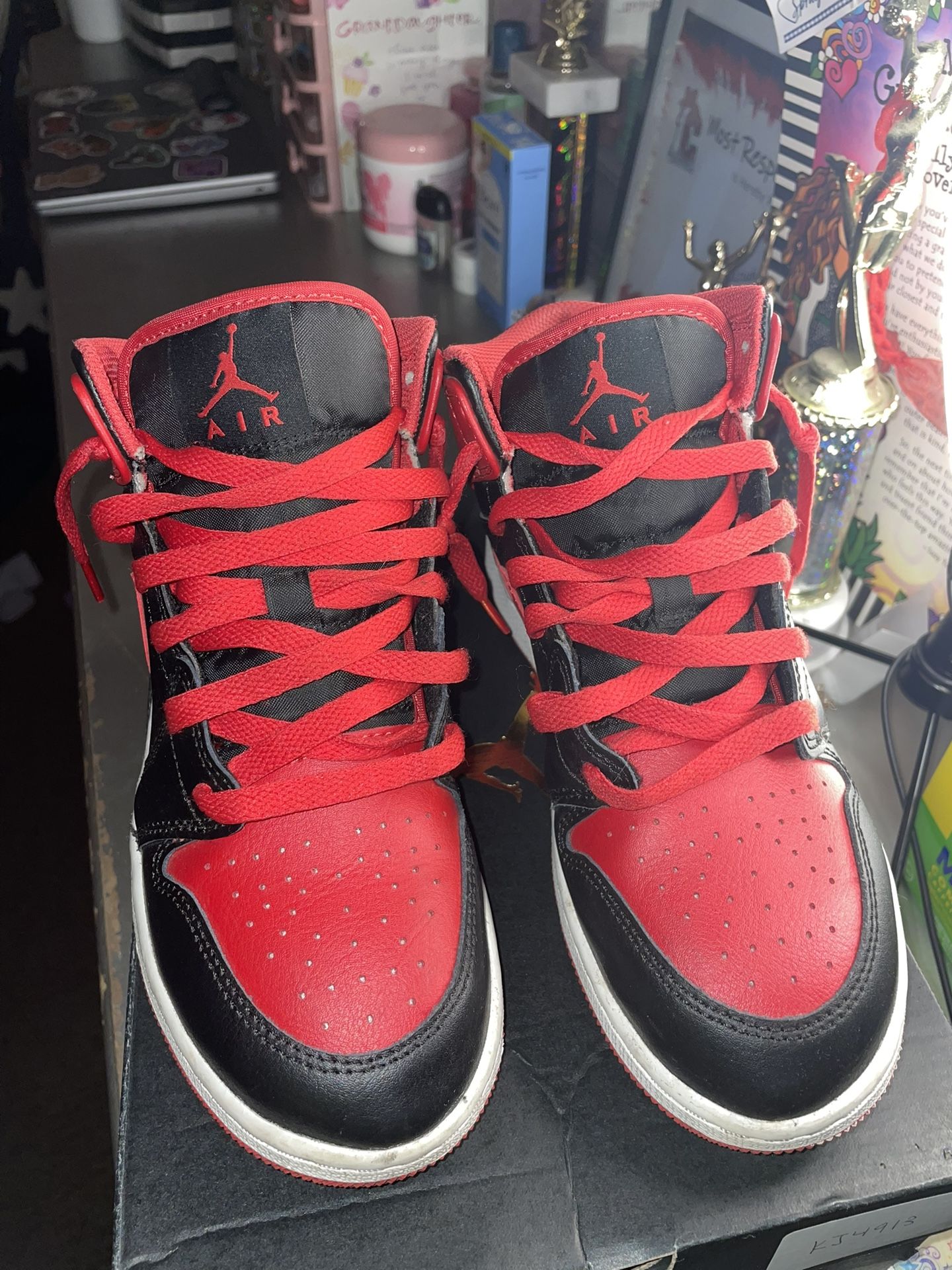 Air Jordan 1 Mid GS 'Alternate Bred' Size 5y