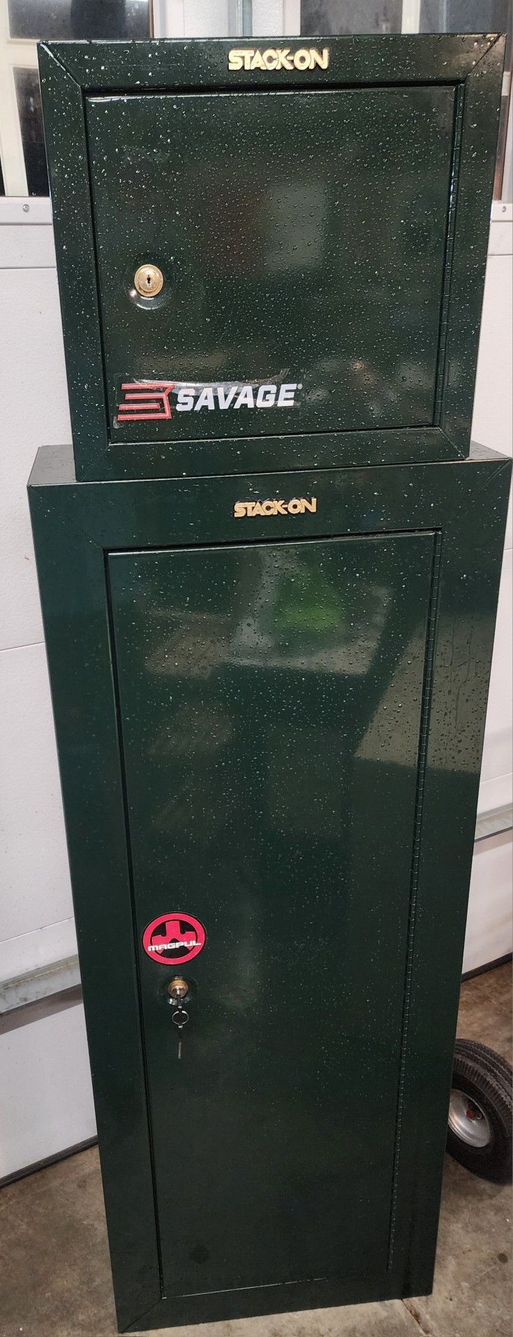 *** GUN CABINET ***