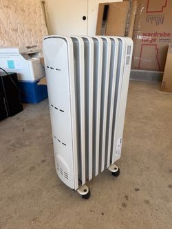 Electric Oil Filled Radiator Heater (Moving Sale)