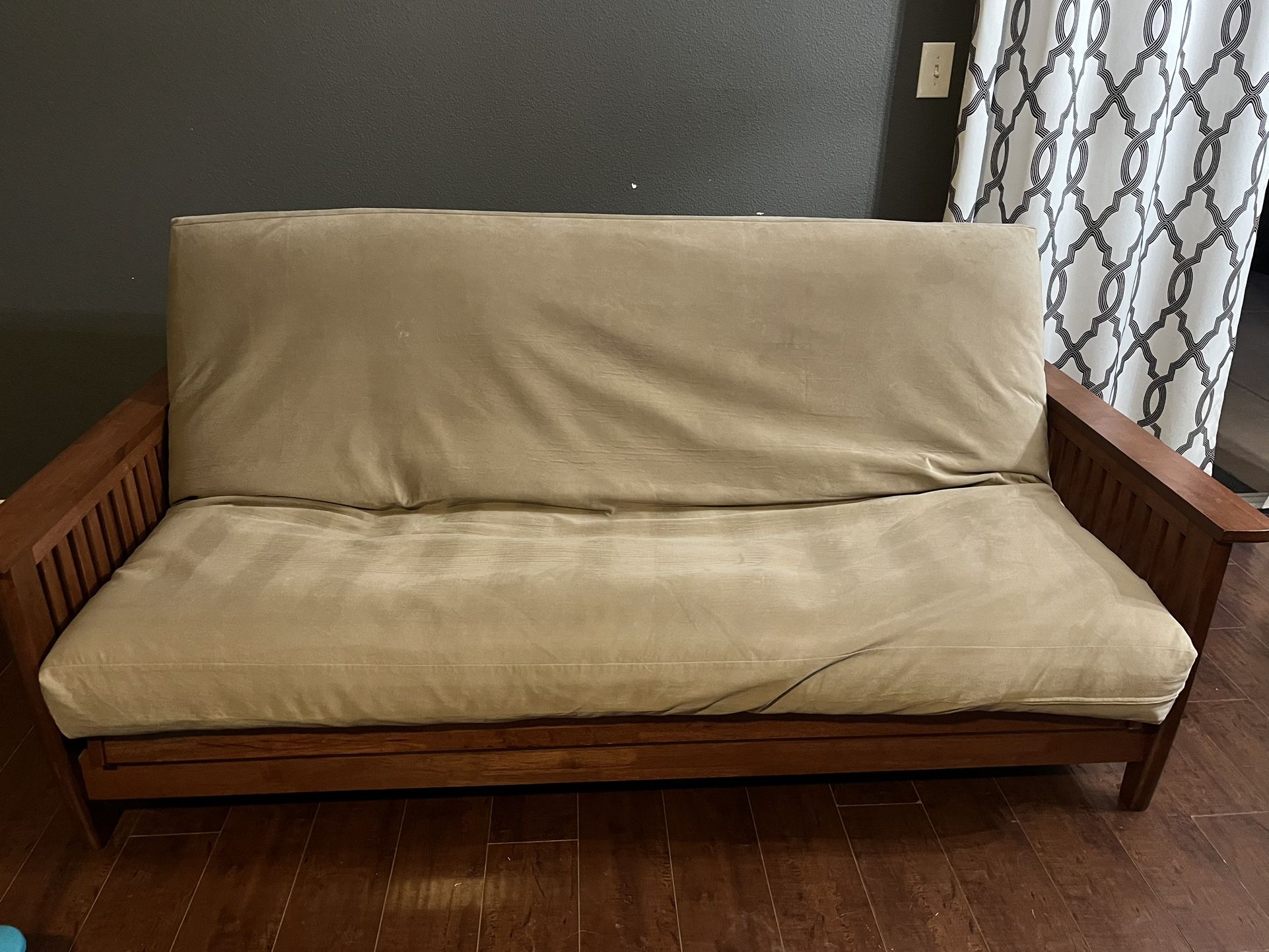 Futon Open To offers