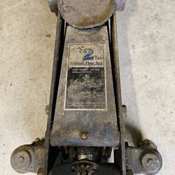 Sears 2 ton hydraulic floor jack.