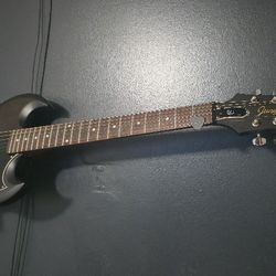 Epiphone Guitar And Multiple Effects Pedal Boss M-80