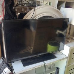 AS IS Samsung  32” TV 
