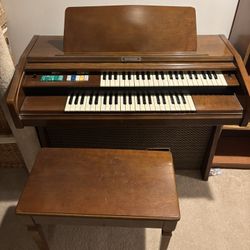 Wurtitzer Electric Organ-FREE 