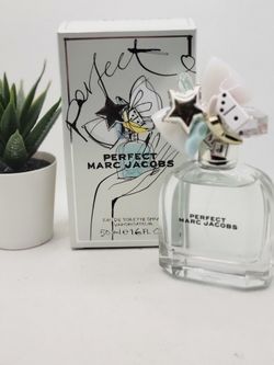 L Jacobs
 
Perfect Eau de Toilette

1.7 fl 